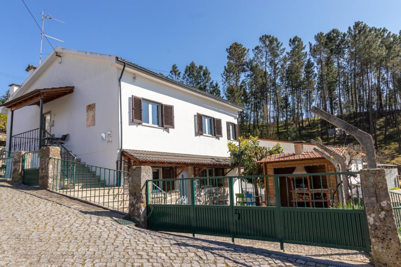 テルマス・デ・サン・ペードロ・ド・スルCasa Da Ponte Velhaアパートメント エクステリア 写真